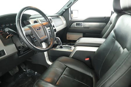 2013 Ford F-150 with 88.9k miles image 2